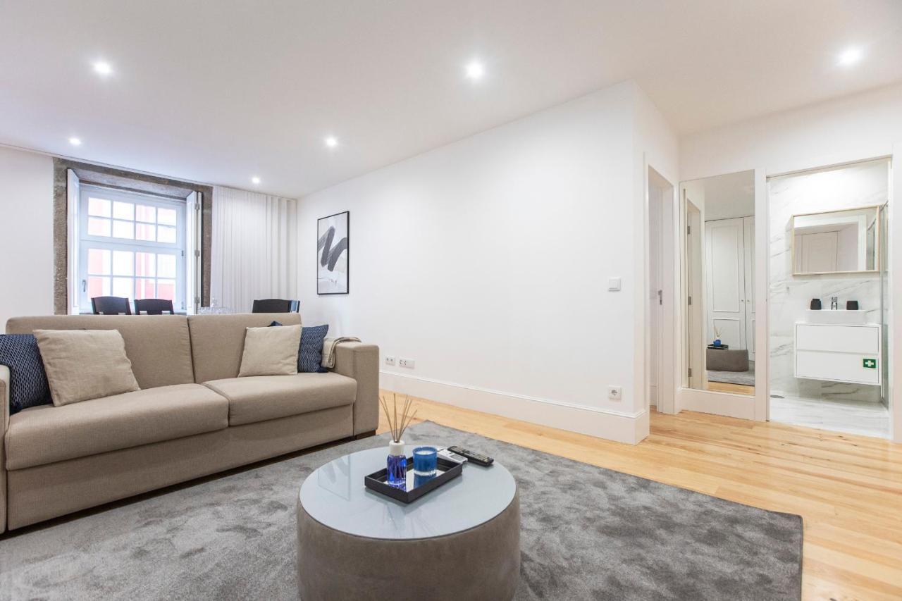 Elegant Downtown 1Br Flat W/ Ac By Lovelystay Porto Exterior foto