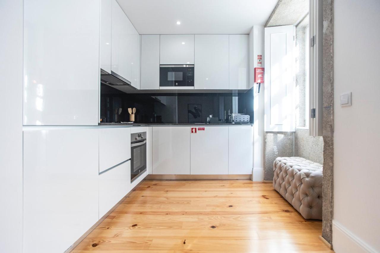 Elegant Downtown 1Br Flat W/ Ac By Lovelystay Porto Exterior foto
