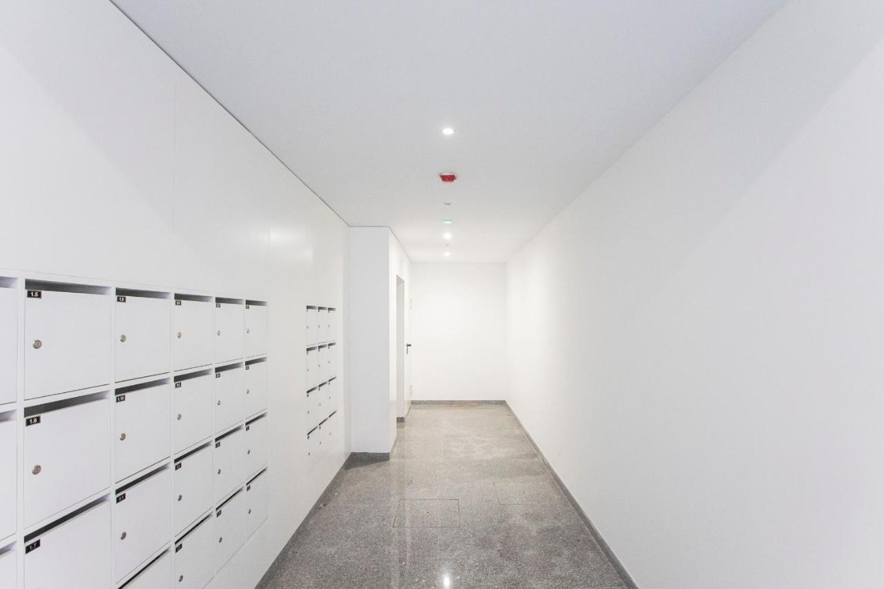Elegant Downtown 1Br Flat W/ Ac By Lovelystay Porto Exterior foto